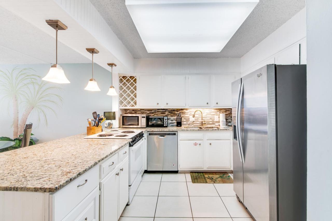 Dolphin Point Apartment Дестин Екстериор снимка